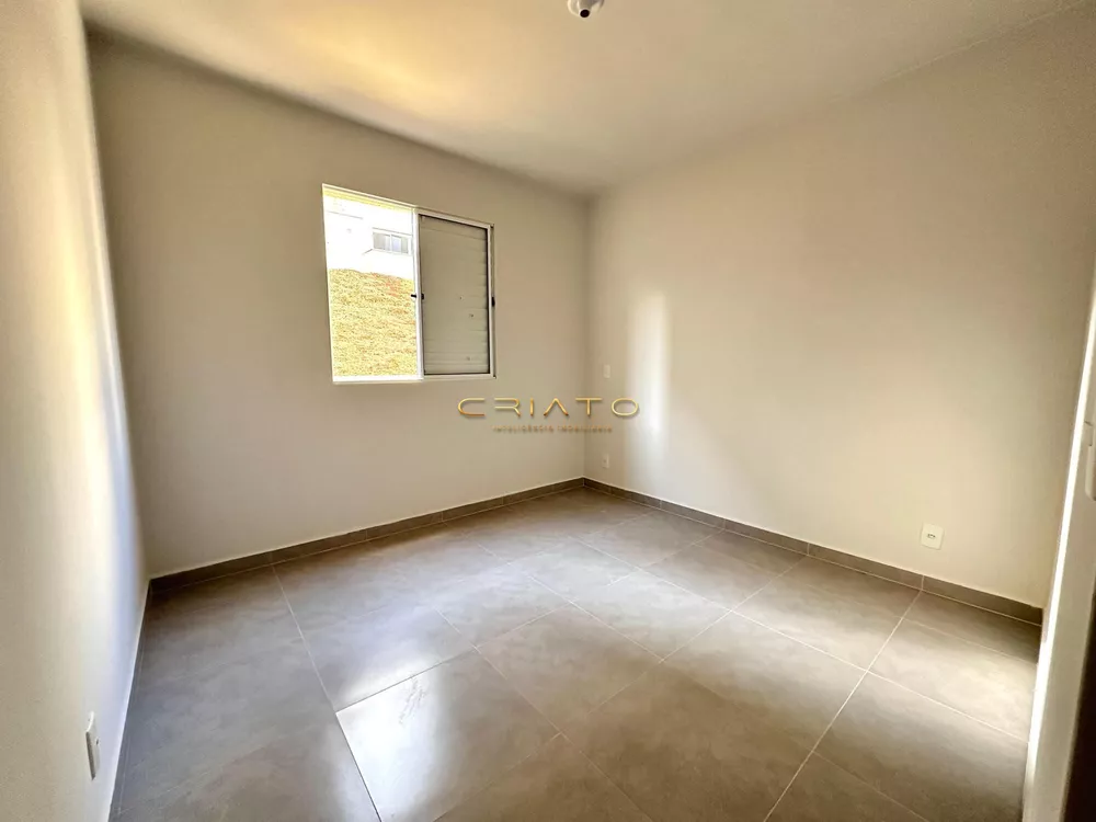 Apartamento para alugar com 2 quartos, 45m² - Foto 3