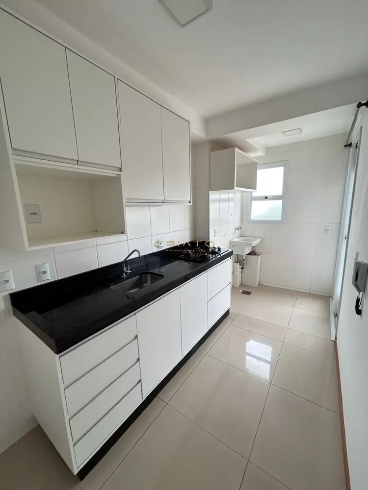 Apartamento à venda com 2 quartos, 56m² - Foto 1