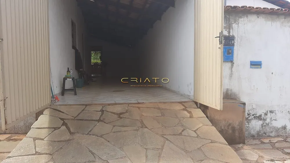 Loteamento e Condomínio, 1000 m² - Foto 2