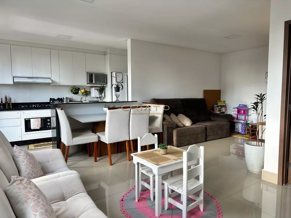 Apartamento à venda com 2 quartos, 78m² - Foto 4