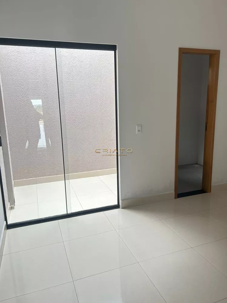 Casa à venda com 2 quartos, 65m² - Foto 7