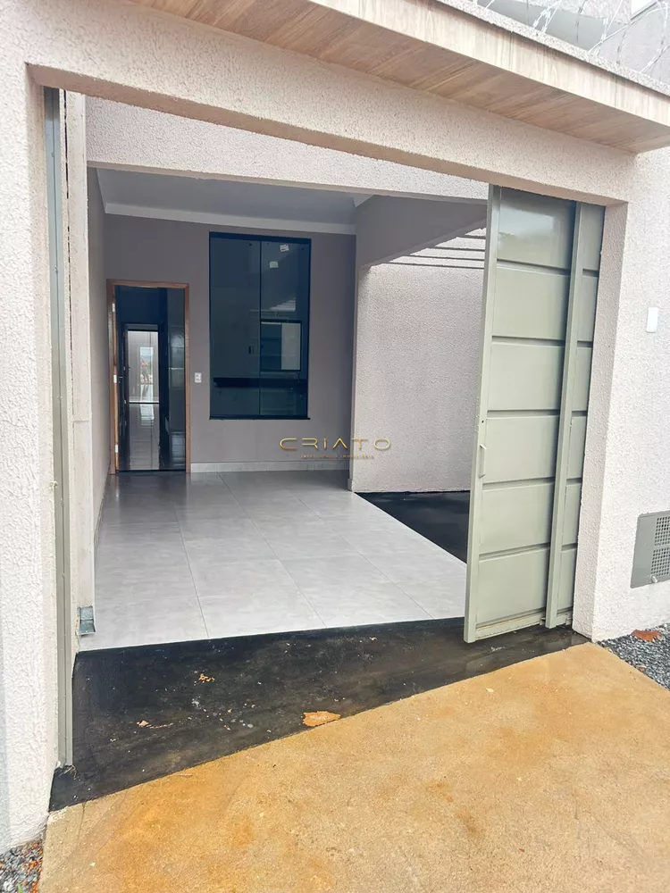 Casa à venda com 2 quartos, 65m² - Foto 1