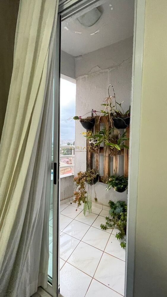 Apartamento à venda com 3 quartos, 100m² - Foto 1
