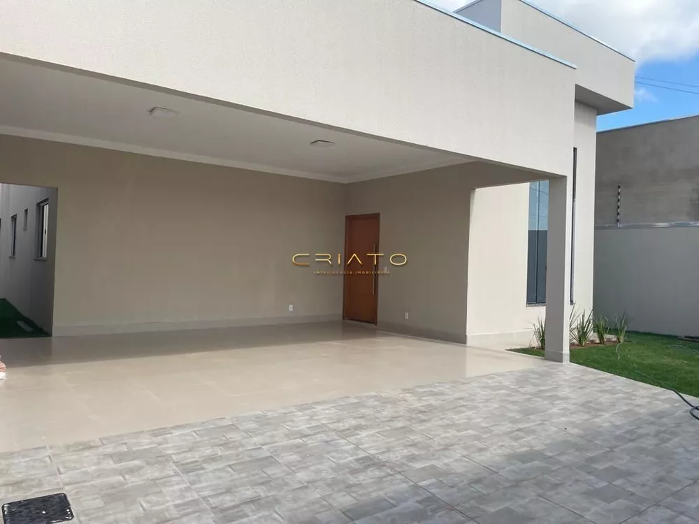 Casa à venda com 3 quartos, 172m² - Foto 1