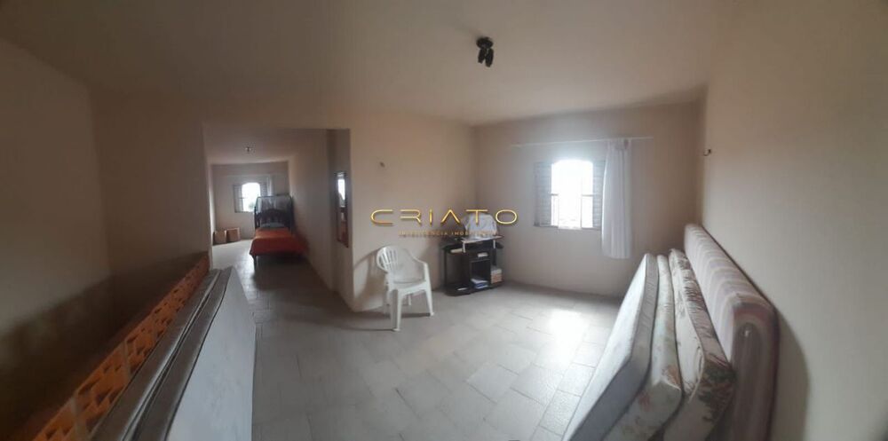 Casa à venda com 4 quartos, 130m² - Foto 5