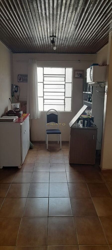 Casa à venda com 4 quartos, 130m² - Foto 4
