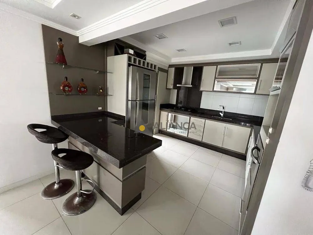 Apartamento, 3 quartos, 156 m² - Foto 5