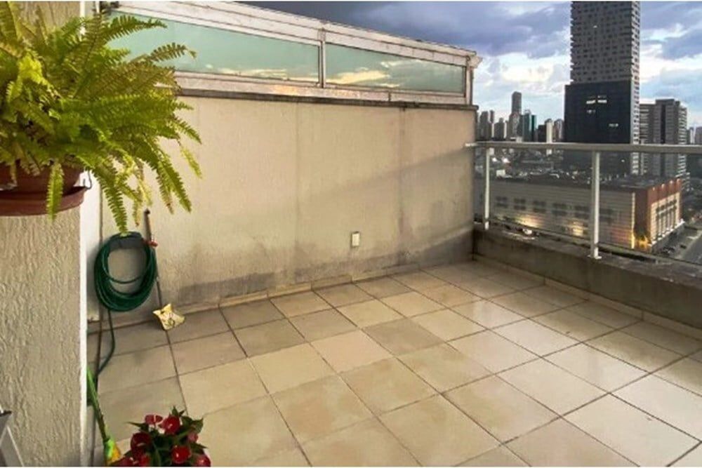 Apartamento à venda com 1 quarto, 62m² - Foto 17