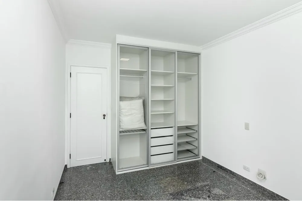 Apartamento, 3 quartos, 158 m² - Foto 2