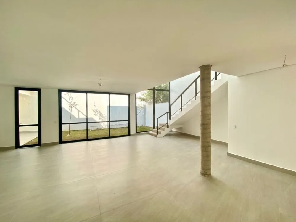 Casa, 4 quartos, 310 m² - Foto 3