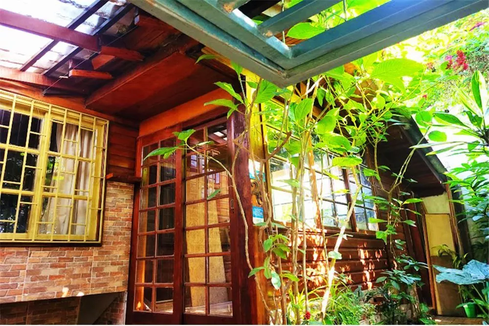 Casa de Condomínio à venda com 4 quartos, 165m² - Foto 1