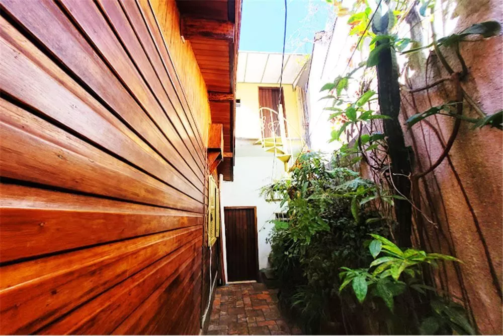 Casa de Condomínio à venda com 4 quartos, 165m² - Foto 2