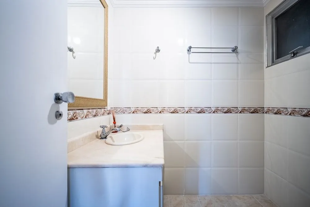 Apartamento, 3 quartos, 145 m² - Foto 2
