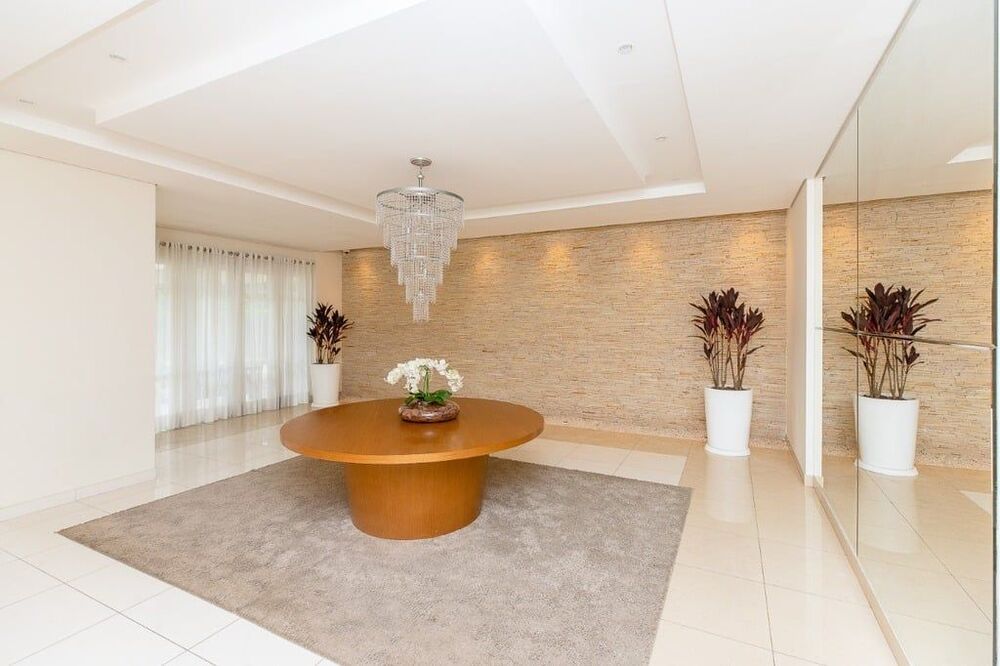 Apartamento à venda com 2 quartos, 108m² - Foto 2