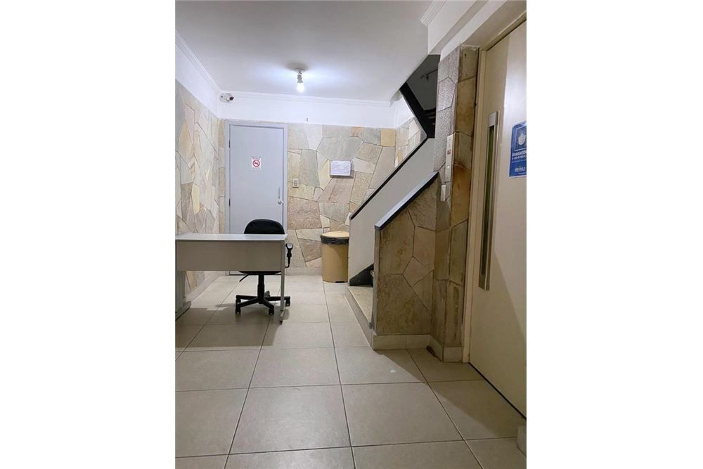 Apartamento à venda com 1 quarto, 42m² - Foto 4