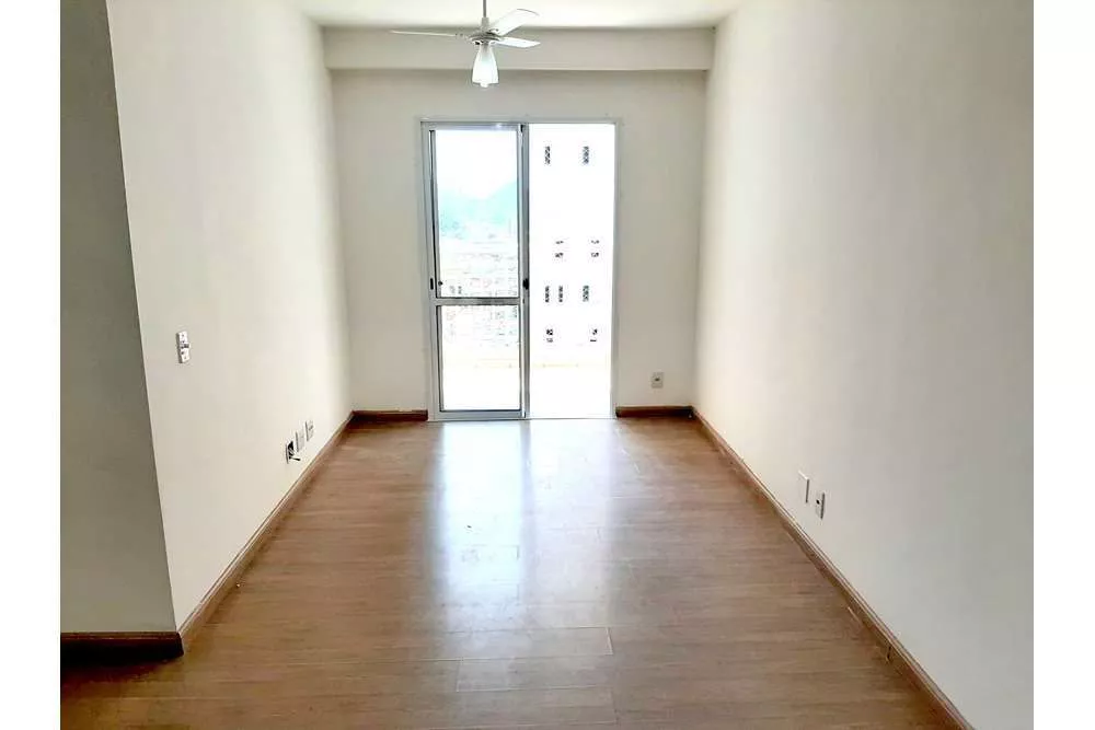 Apartamento à venda com 3 quartos, 83m² - Foto 1