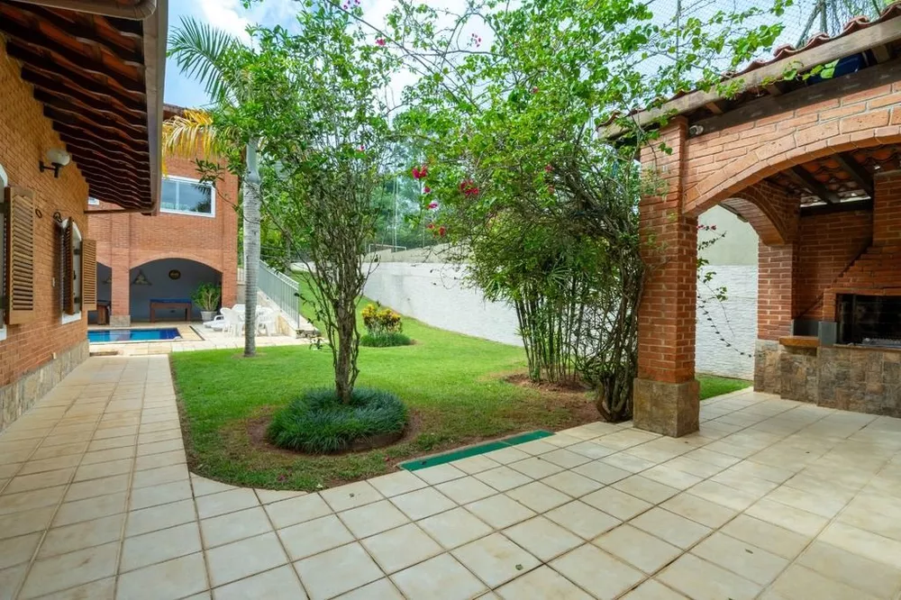 Casa de Condomínio à venda com 4 quartos, 432m² - Foto 2