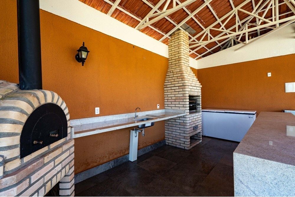 Casa de Condomínio à venda com 3 quartos, 149m² - Foto 2