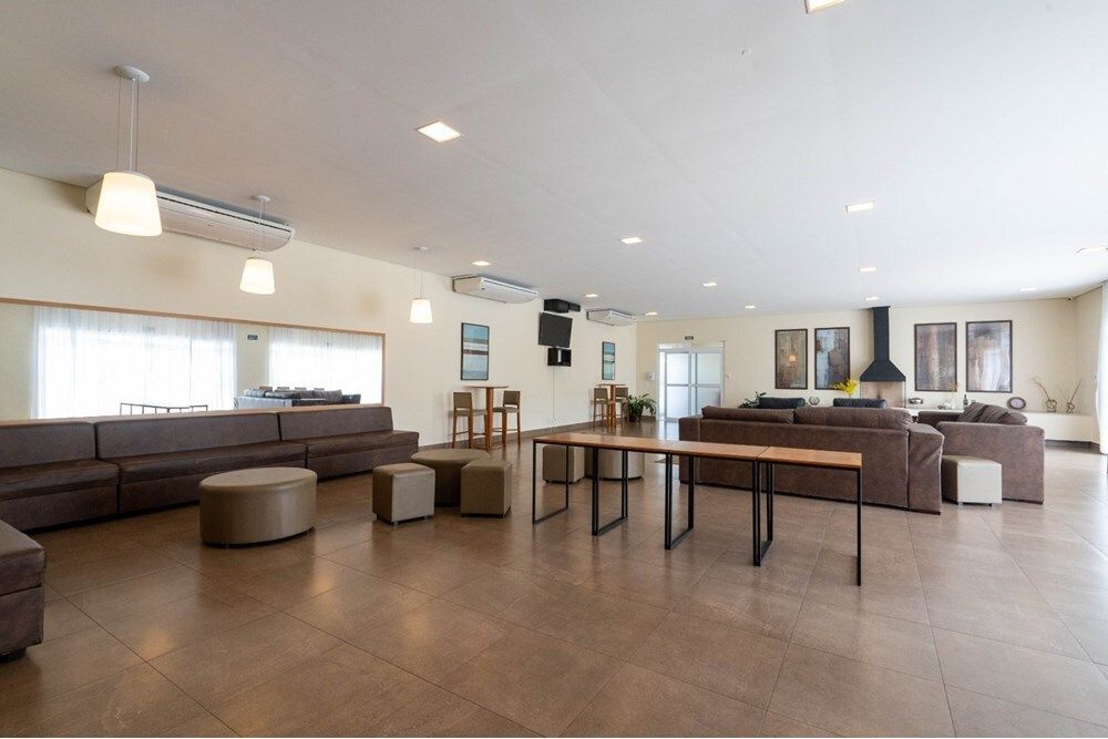 Casa de Condomínio à venda com 3 quartos, 149m² - Foto 1