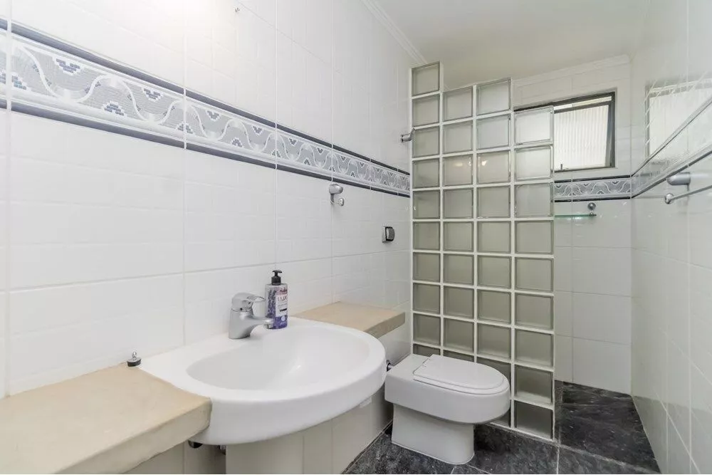 Apartamento à venda com 3 quartos, 112m² - Foto 3