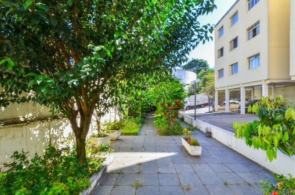 Apartamento à venda com 2 quartos, 65m² - Foto 10
