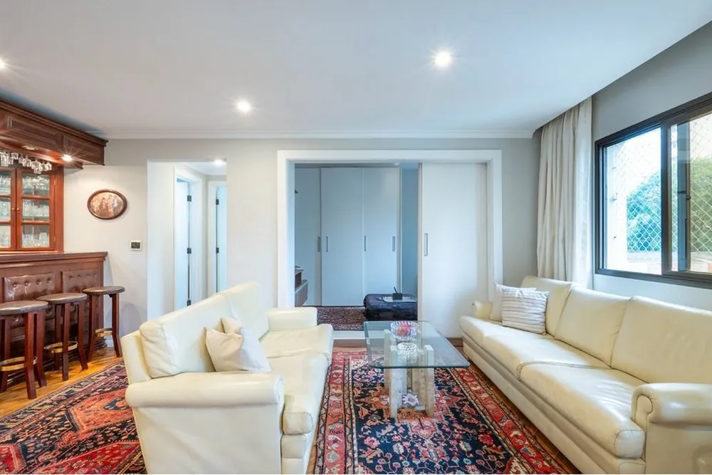 Apartamento, 3 quartos, 131 m² - Foto 1
