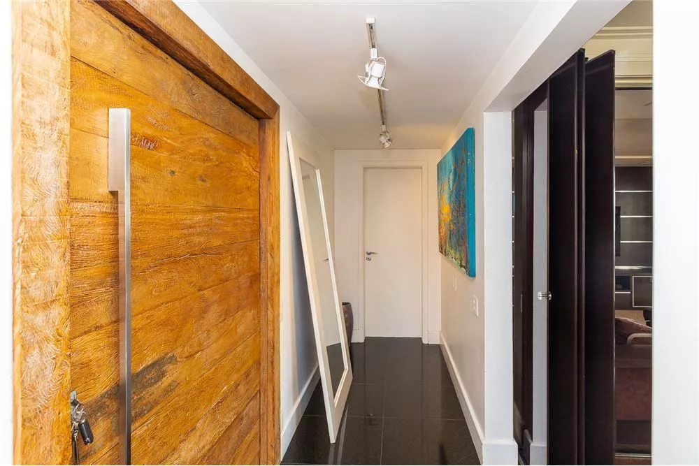 Apartamento, 3 quartos, 366 m² - Foto 2