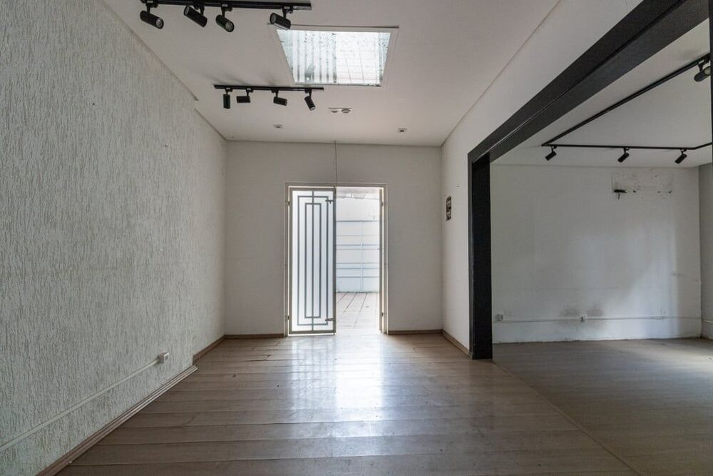 Casa de Condomínio à venda com 1 quarto, 190m² - Foto 23