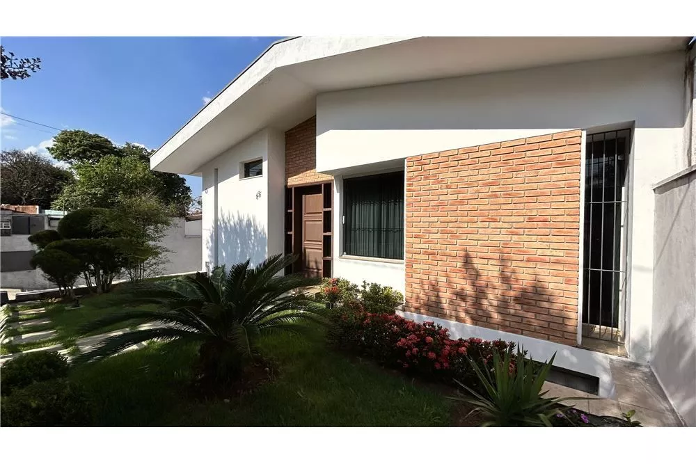 Casa de Condomínio à venda com 4 quartos, 300m² - Foto 1