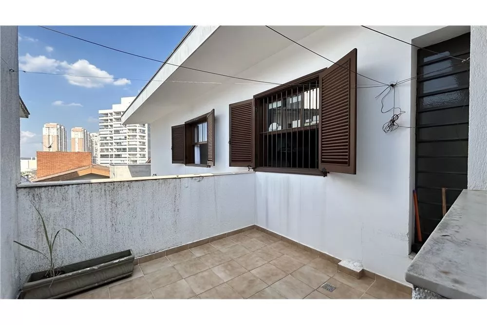 Casa de Condomínio à venda com 4 quartos, 300m² - Foto 2