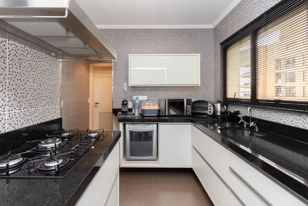 Apartamento, 4 quartos, 217 m² - Foto 4