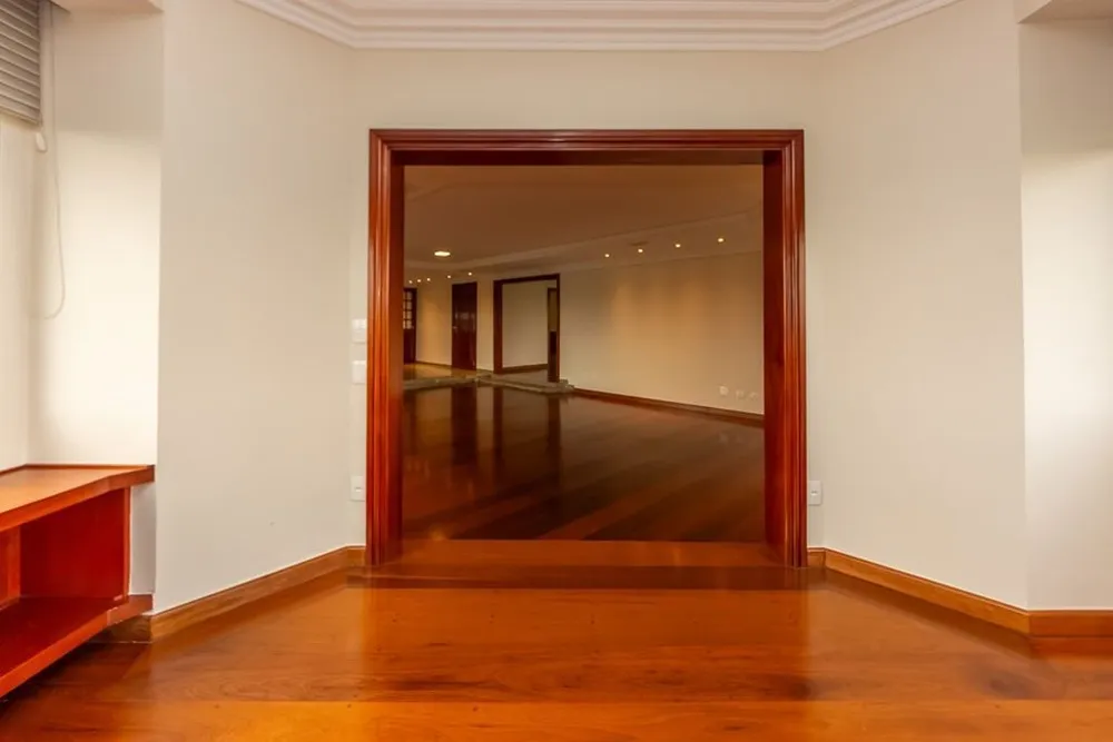Apartamento, 3 quartos, 301 m² - Foto 2