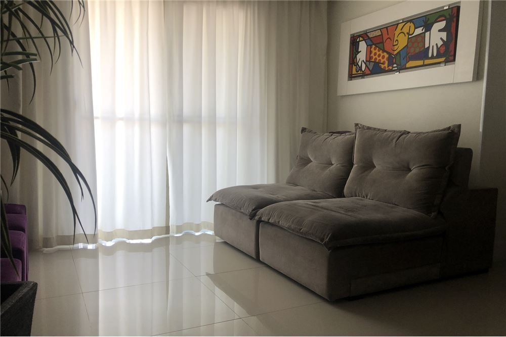 Apartamento à venda com 2 quartos, 57m² - Foto 1