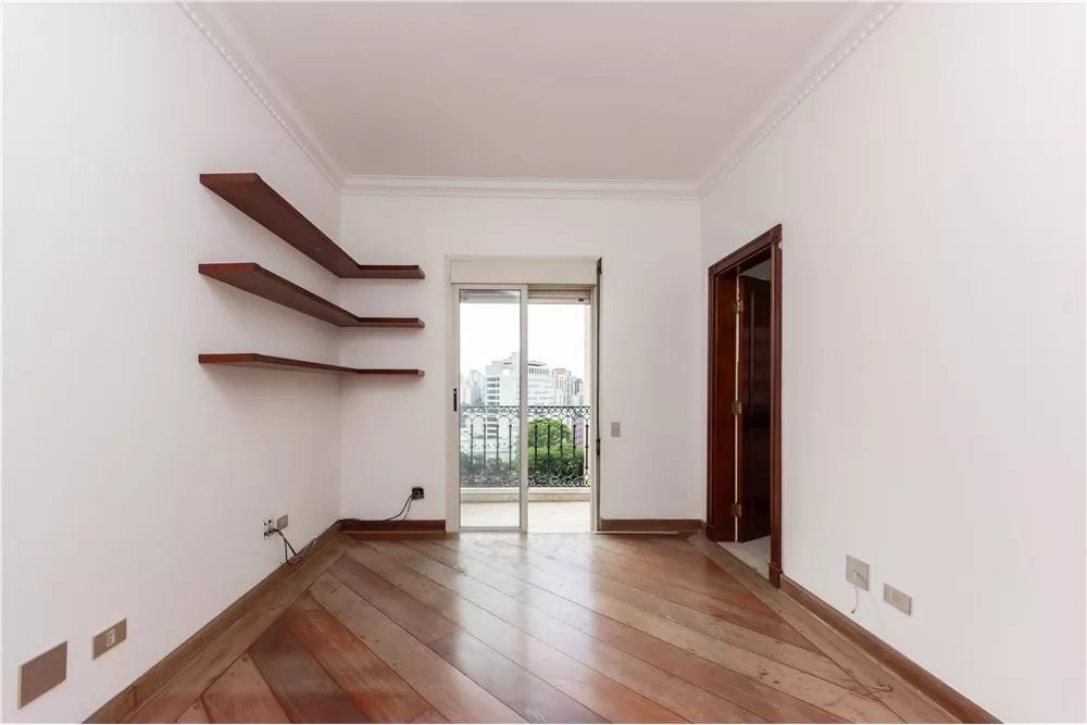 Apartamento à venda com 4 quartos, 275m² - Foto 3