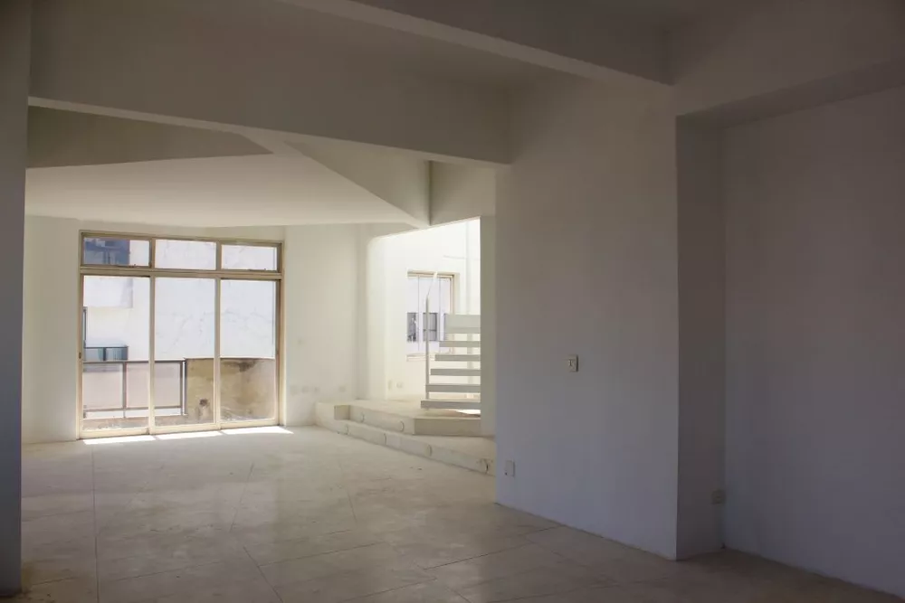 Apartamento à venda com 4 quartos, 642m² - Foto 2