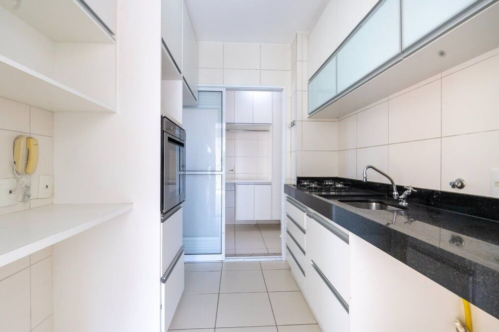 Apartamento à venda com 3 quartos, 96m² - Foto 7
