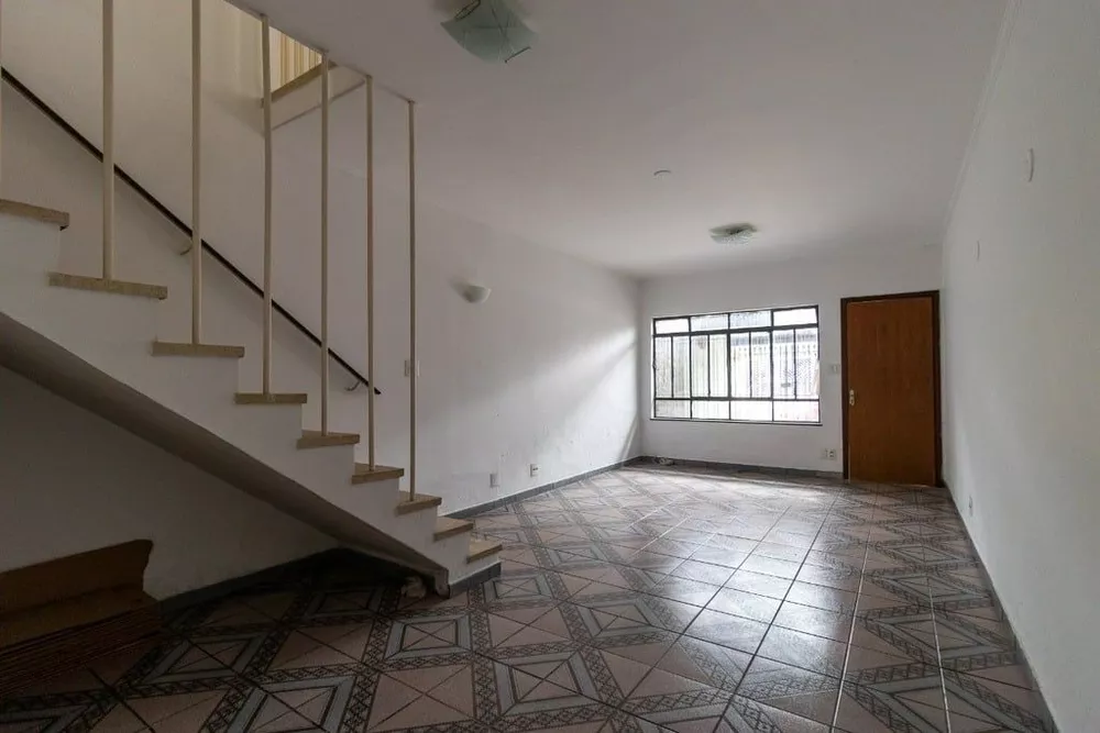 Casa de Condomínio à venda com 3 quartos, 145m² - Foto 1