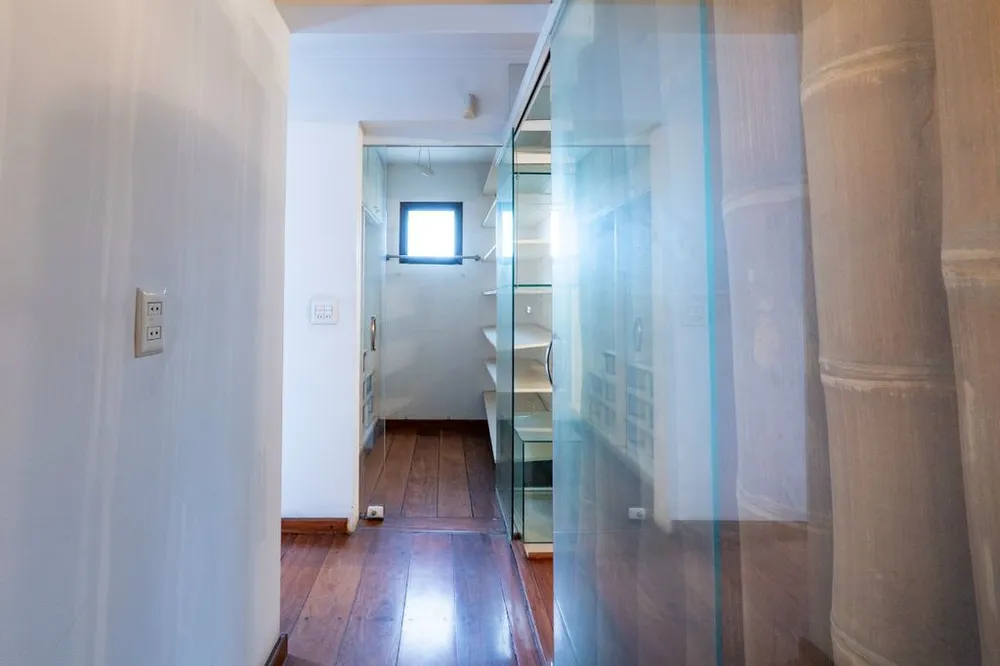 Apartamento, 3 quartos, 168 m² - Foto 2