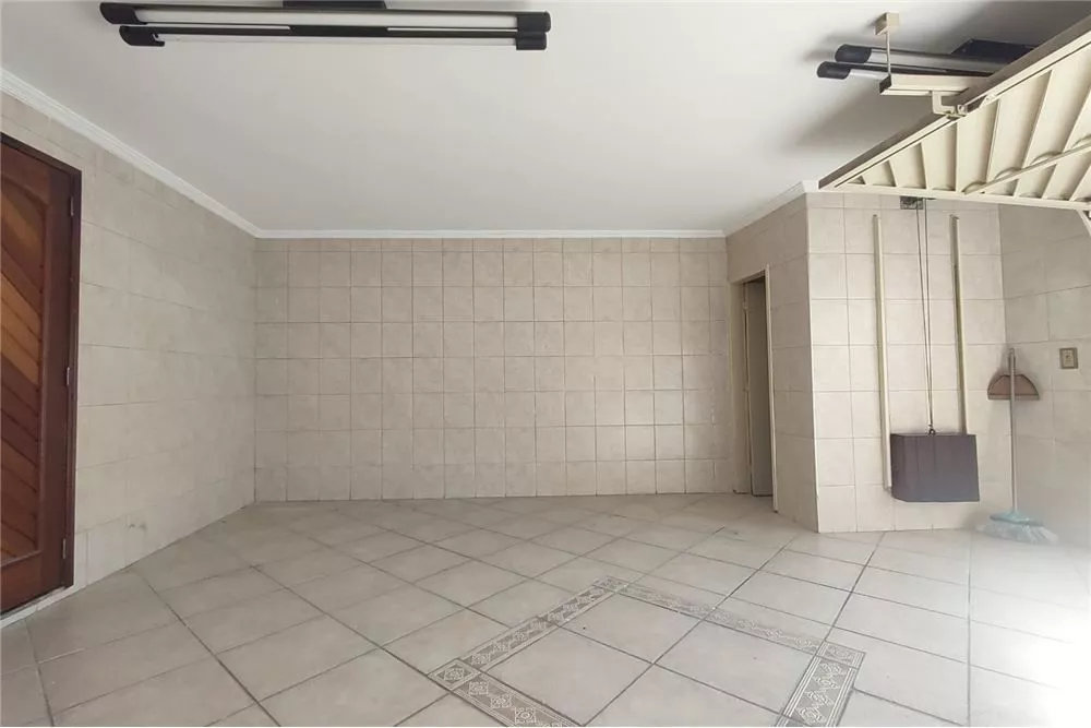 Casa de Condomínio à venda com 3 quartos, 133m² - Foto 2