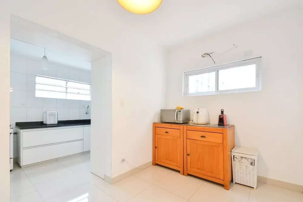 Apartamento à venda com 3 quartos, 218m² - Foto 4