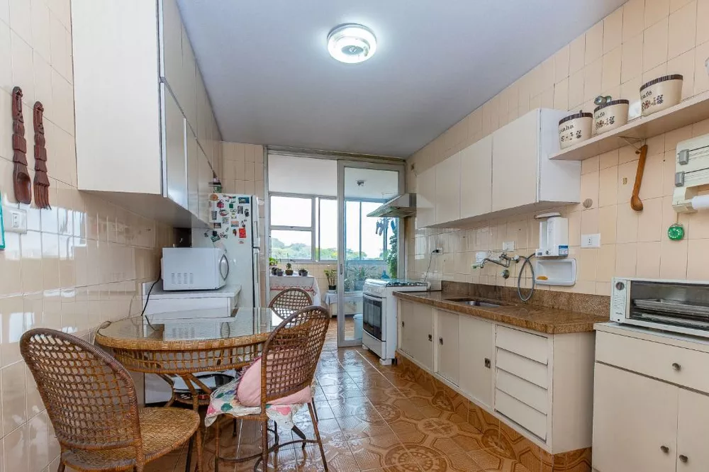 Apartamento à venda com 3 quartos, 111m² - Foto 16