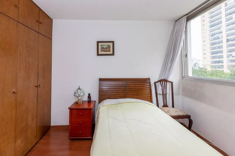 Apartamento à venda com 3 quartos, 111m² - Foto 11