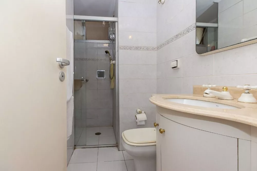 Apartamento à venda com 3 quartos, 111m² - Foto 9