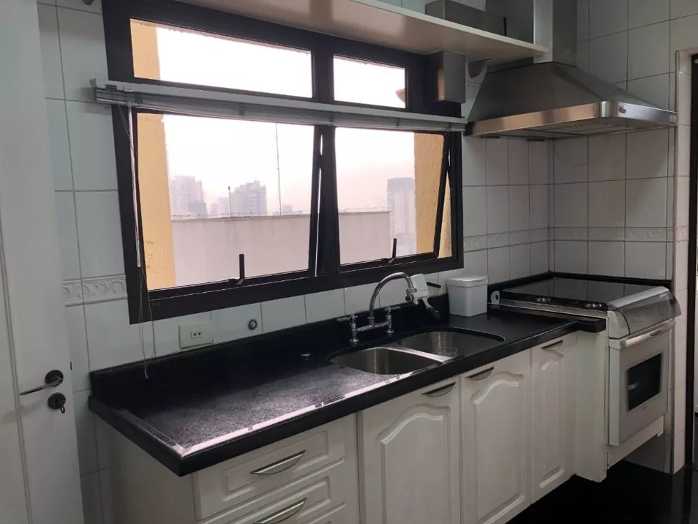 Apartamento à venda com 3 quartos, 139m² - Foto 22