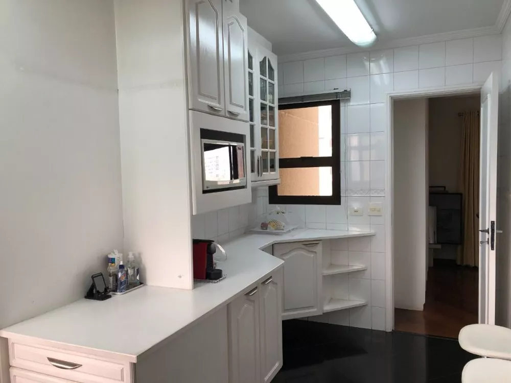 Apartamento à venda com 3 quartos, 139m² - Foto 23