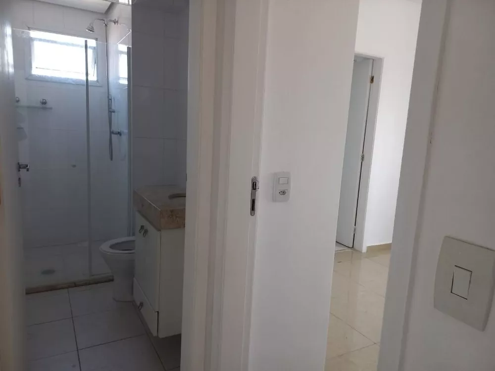 Apartamento à venda com 3 quartos, 104m² - Foto 2