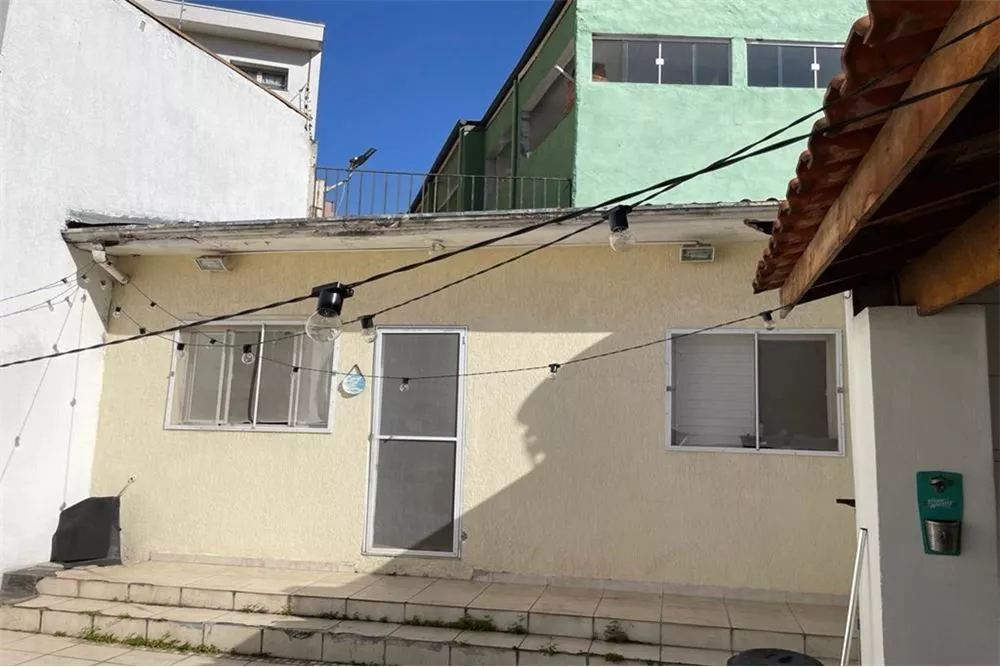 Casa de Condomínio à venda com 3 quartos, 180m² - Foto 2