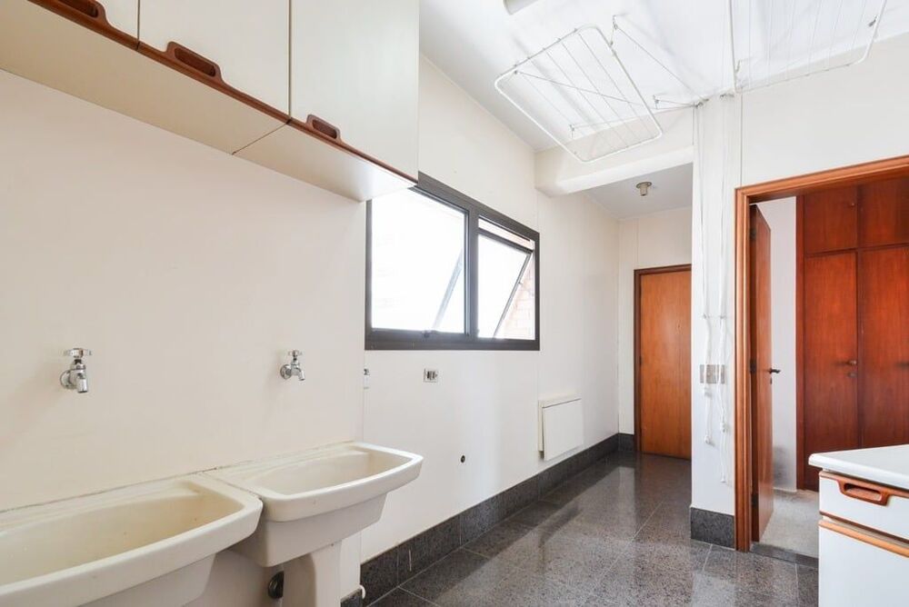 Apartamento à venda com 4 quartos, 274m² - Foto 3
