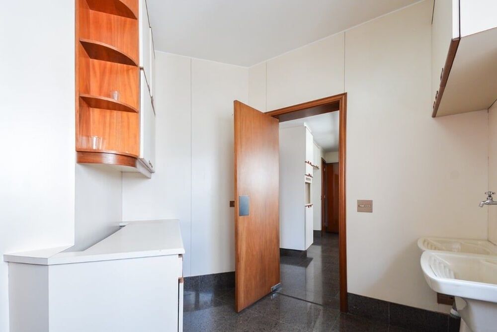 Apartamento à venda com 4 quartos, 274m² - Foto 2