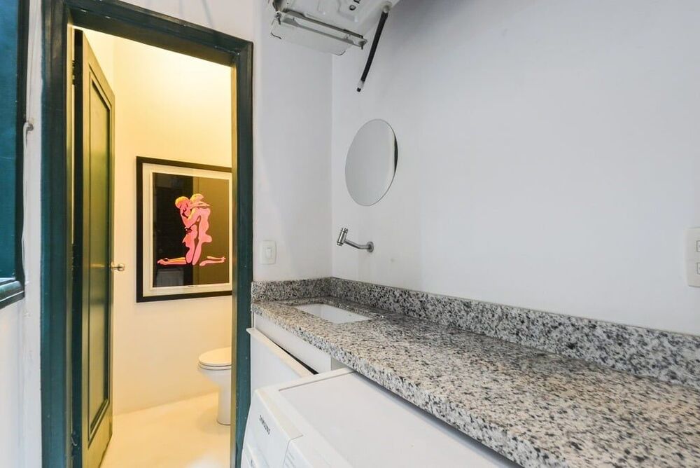 Apartamento à venda com 2 quartos, 82m² - Foto 2